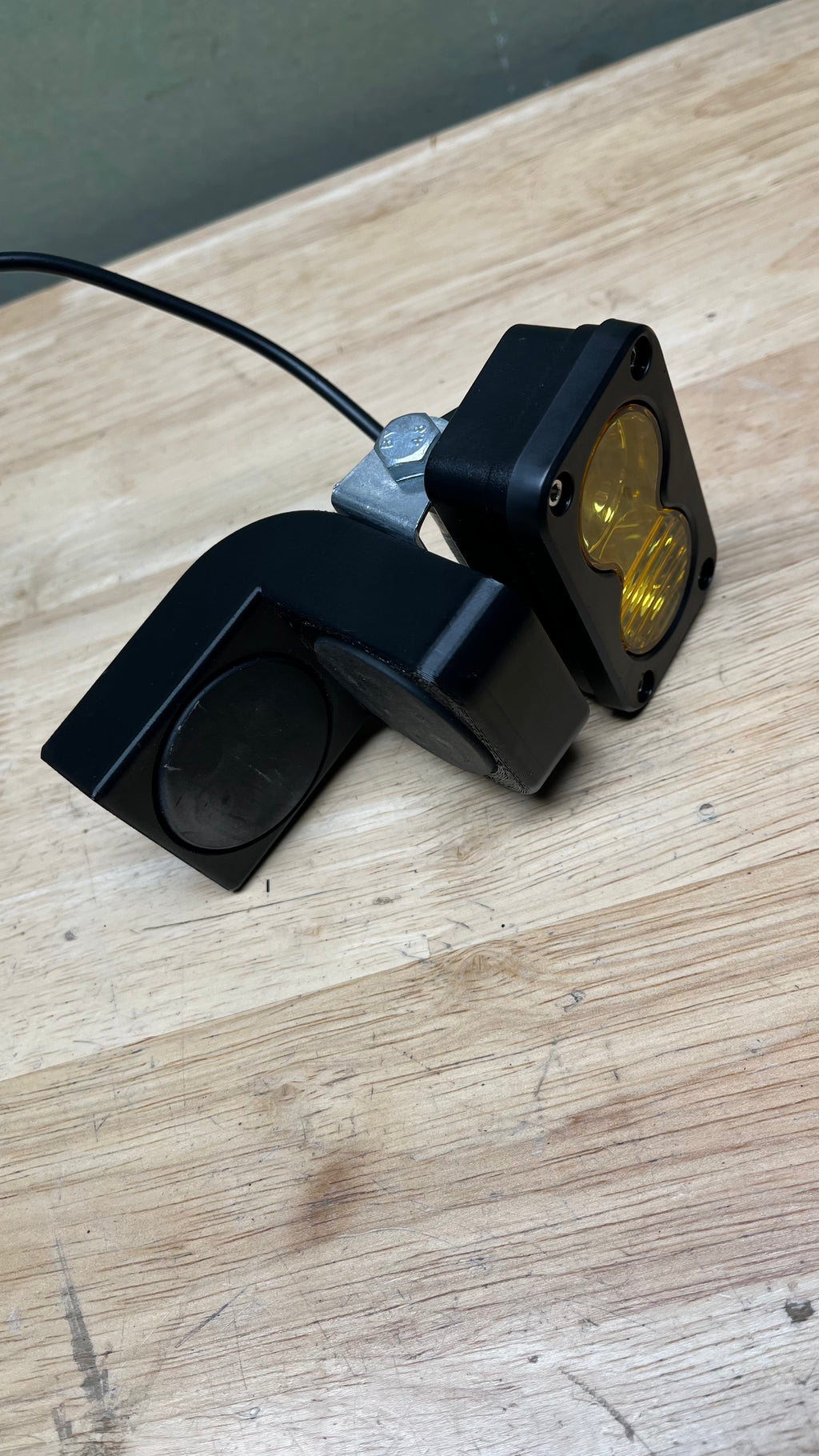 Universal Bed Chase Light